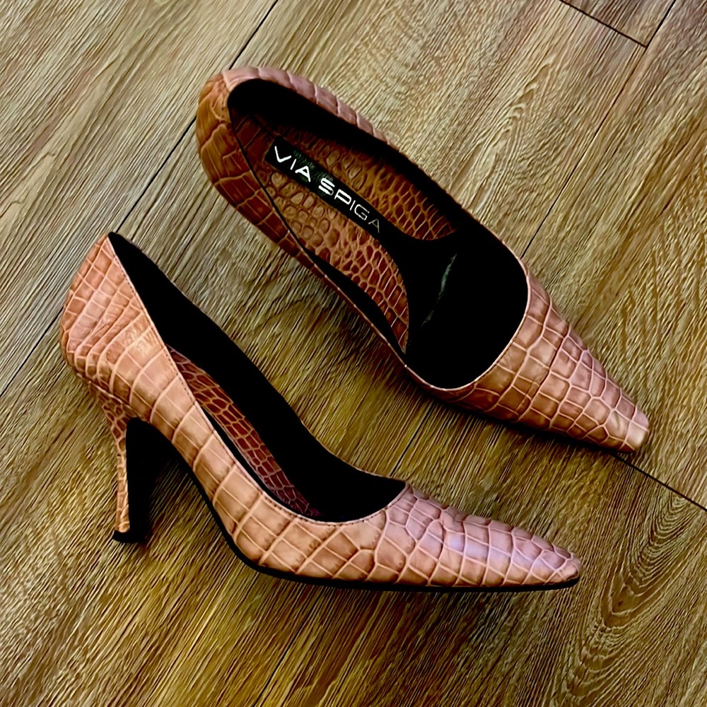 ✨ Rose Leather Via Spiga Heels ✨